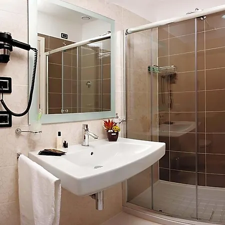 Hotel Gabri Park 4*